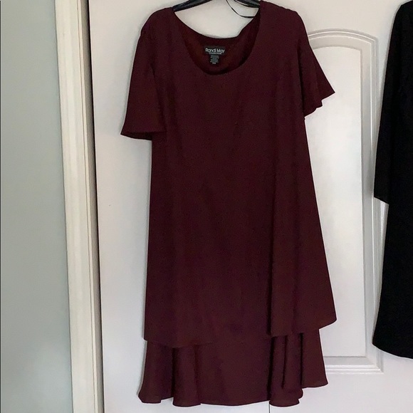 dark maroon dresses